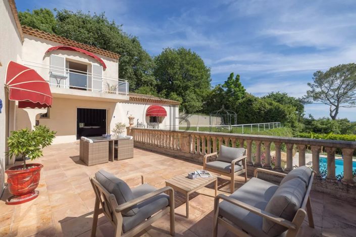 Image No.21-5 Bed House for sale