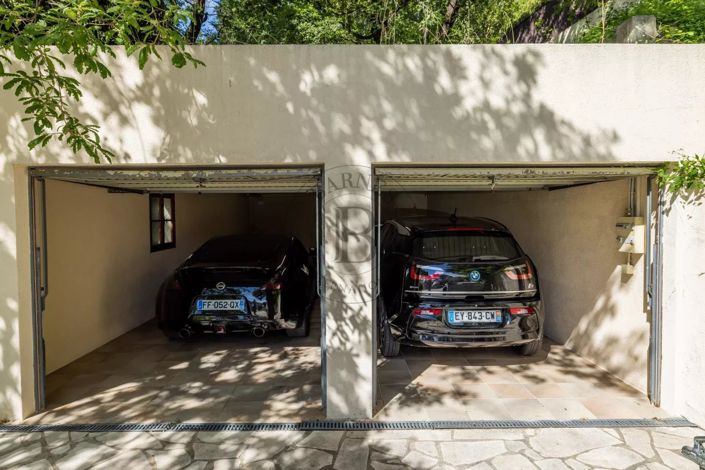 Image No.24-5 Bed House for sale