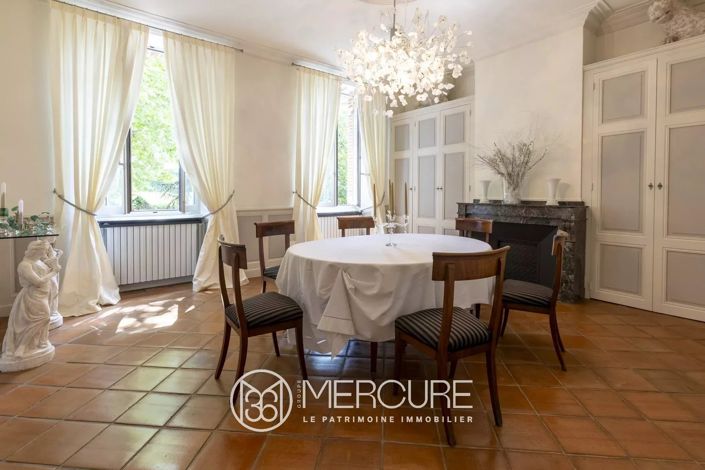 Image No.3-5 Bed House for sale