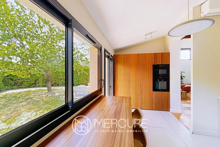 Image No.13-5 Bed House for sale