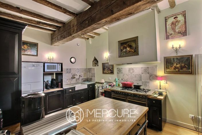 Image No.6-4 Bed Property for sale