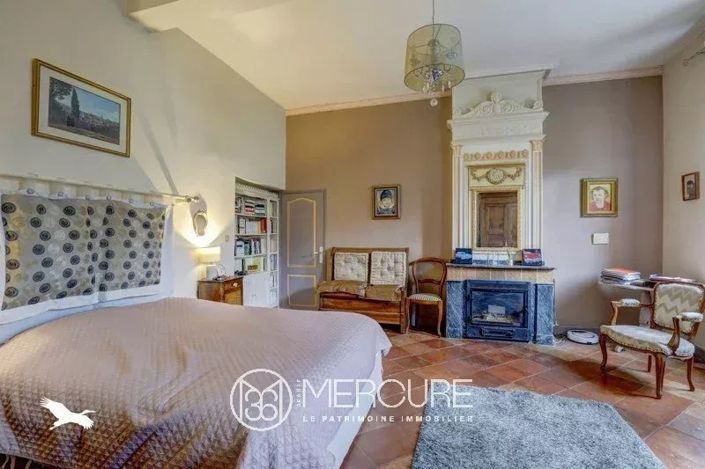 Image No.7-4 Bed House for sale