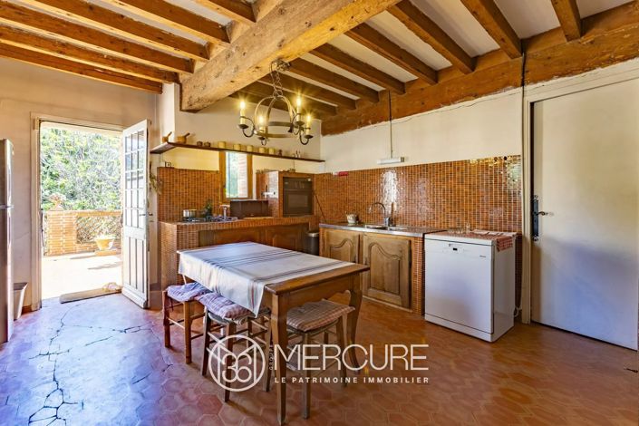 Image No.10-4 Bed Property for sale