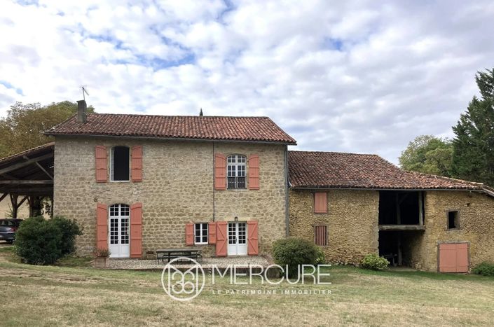 Image No.10-5 Bed House for sale