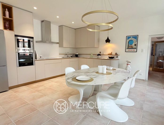 Image No.4-4 Bed House for sale