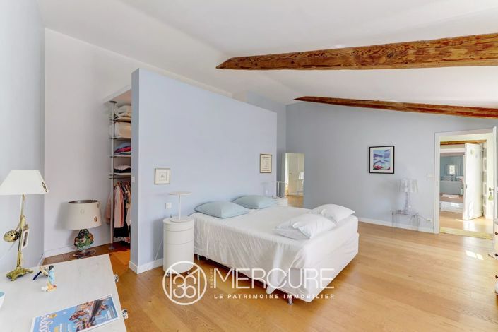 Image No.7-4 Bed House for sale