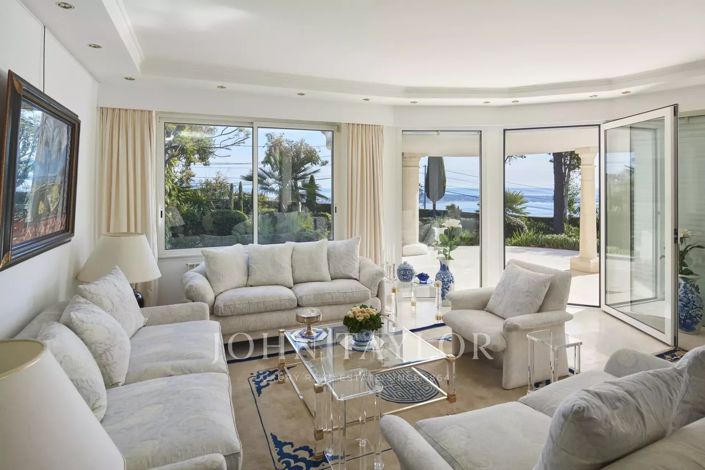 Image No.10-5 Bed House for sale