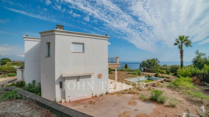 Image No.24-5 Bed House for sale