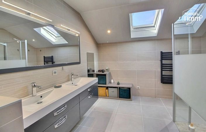 Image No.6-3 Bed House for sale