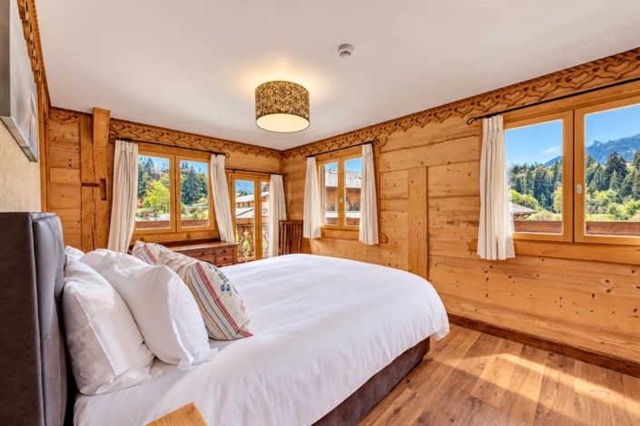 Image No.13-8 Bed House for sale