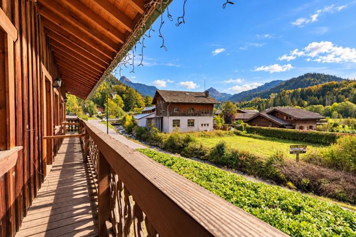 Image No.14-8 Bed House for sale