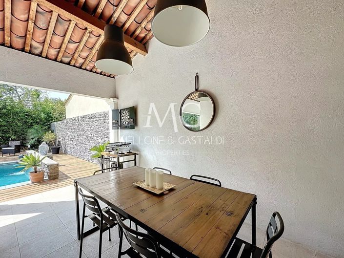 Image No.11-3 Bed House for sale