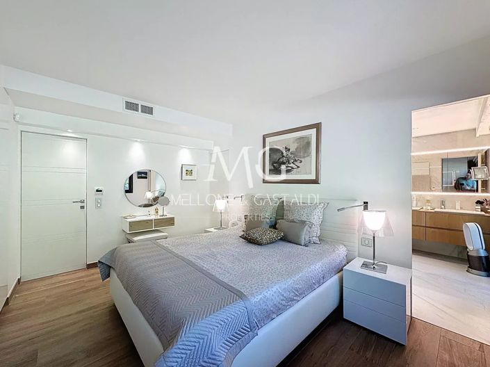 Image No.18-2 Bed Apartment for sale