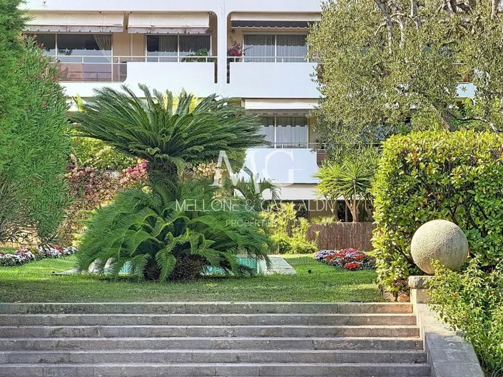 Image No.15-3 Bed Apartment for sale
