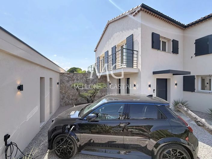 Image No.37-3 Bed House for sale