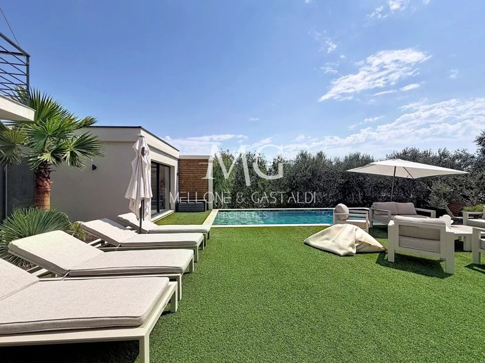 Image No.7-3 Bed House for sale
