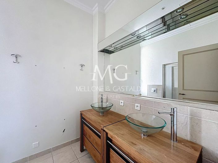 Image No.15-4 Bed Apartment for sale