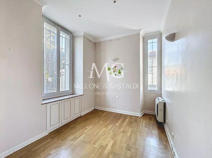 Image No.18-4 Bed Apartment for sale