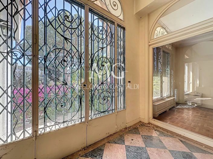 Image No.9-4 Bed Apartment for sale