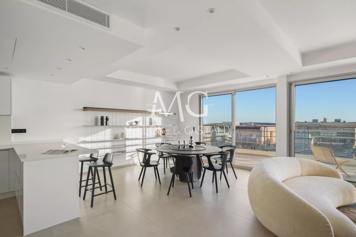 Image No.22-2 Bed Apartment for sale