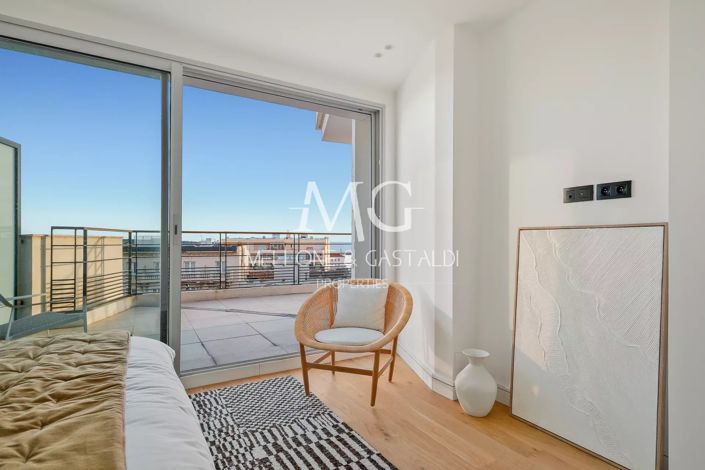 Image No.42-2 Bed Apartment for sale