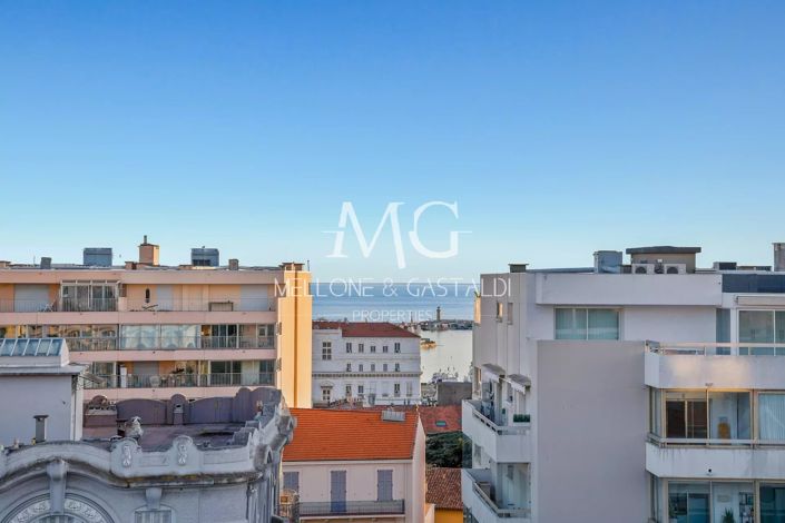 Image No.50-2 Bed Apartment for sale