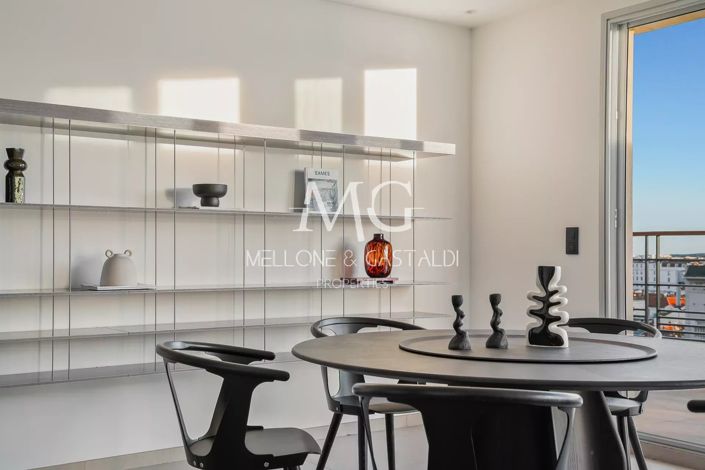 Image No.53-2 Bed Apartment for sale