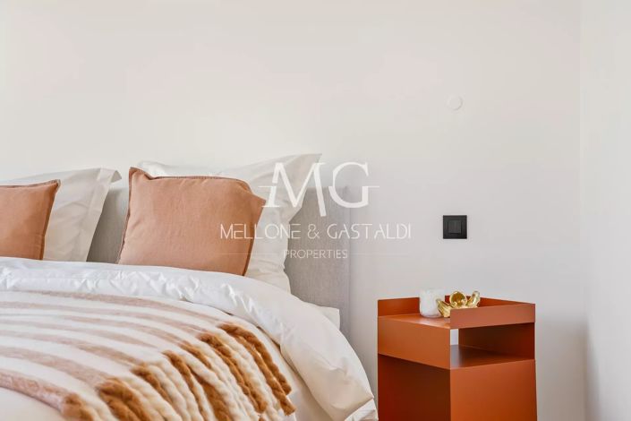 Image No.54-2 Bed Apartment for sale
