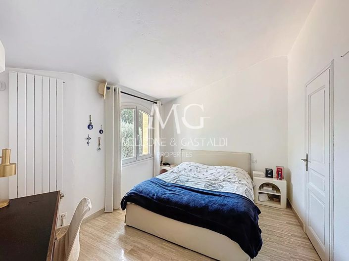 Image No.14-3 Bed House for sale