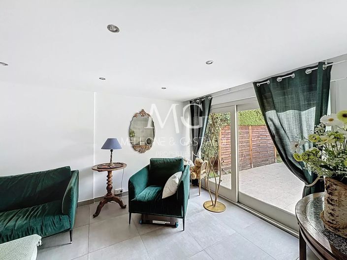 Image No.7-3 Bed House for sale