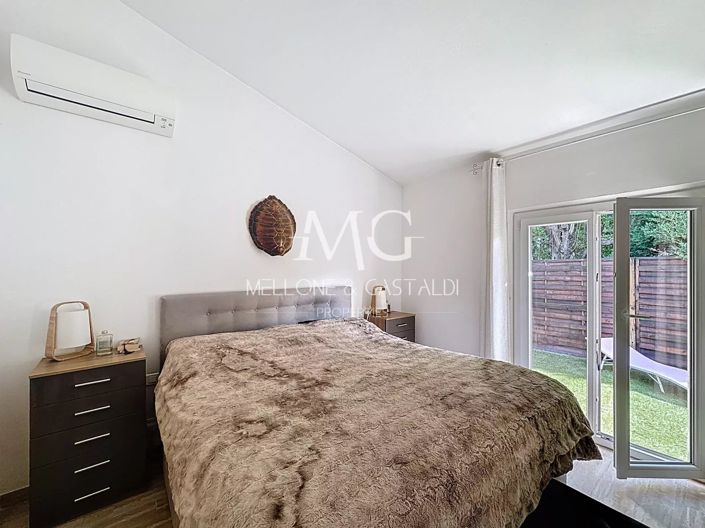 Image No.9-3 Bed House for sale