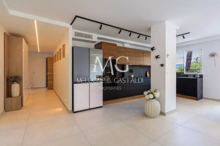 Image No.7-3 Bed Apartment for sale