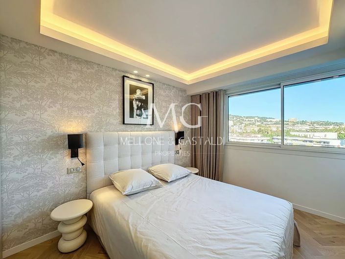 Image No.12-3 Bed Apartment for sale