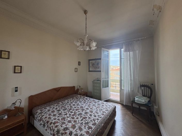 Image No.9-Apartment for sale