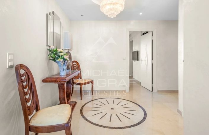Image No.10-3 Bed Apartment for sale