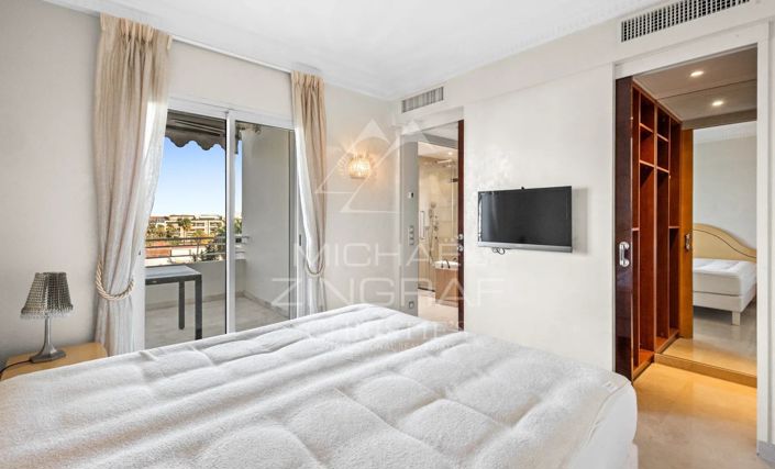 Image No.12-3 Bed Apartment for sale