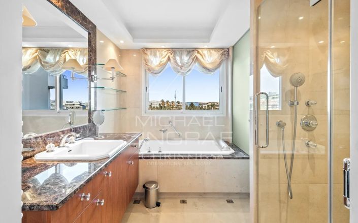 Image No.14-3 Bed Apartment for sale