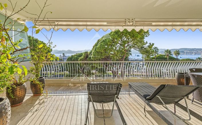 Image No.3-3 Bed Apartment for sale