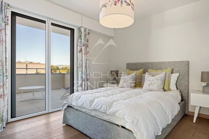 Image No.13-3 Bed Apartment for sale