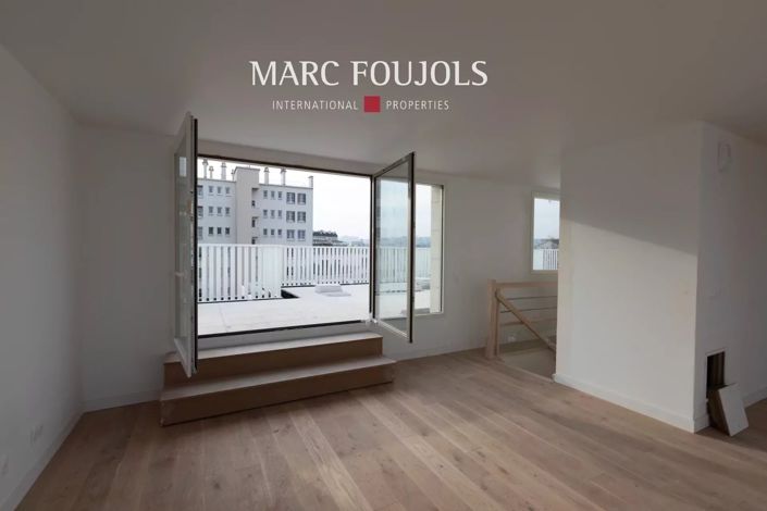 Image No.10-3 Bed Apartment for sale