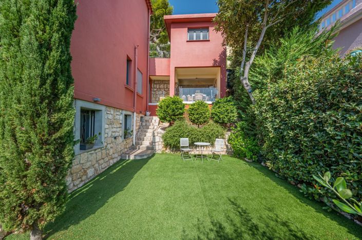 Image No.6-House for sale