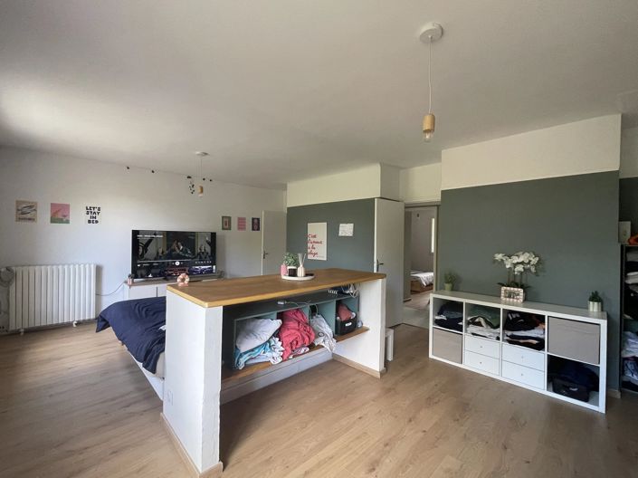 Image No.10-3 Bed House for sale