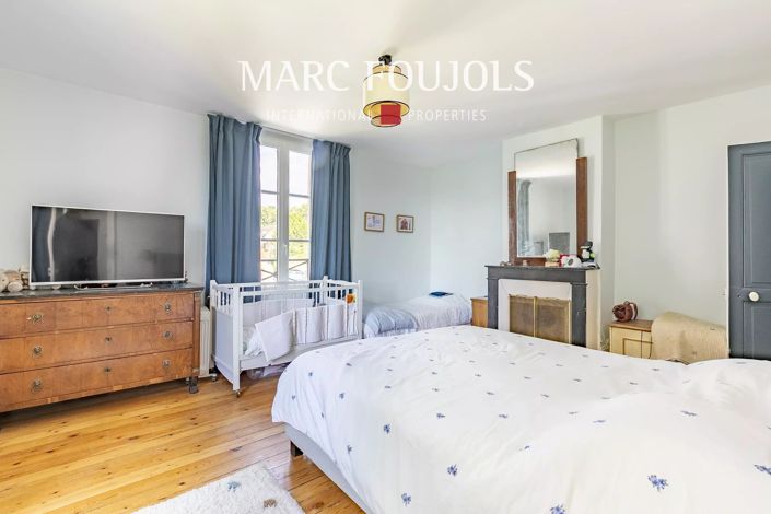 Image No.9-4 Bed House for sale