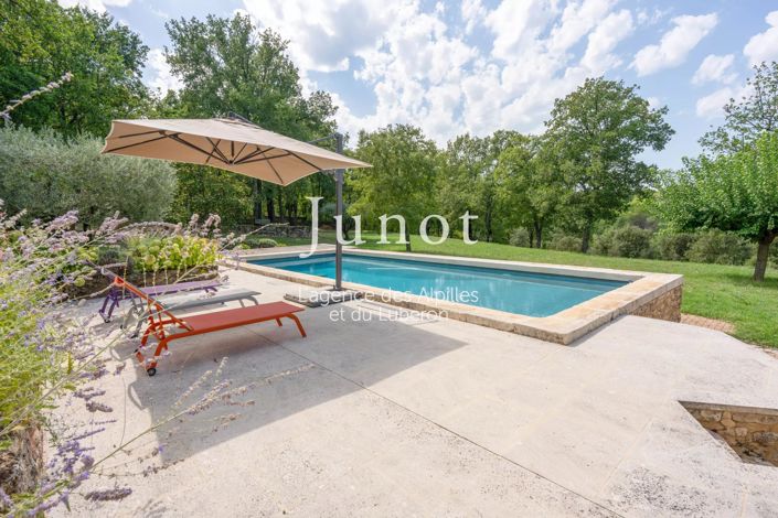 Image No.3-4 Bed House for sale
