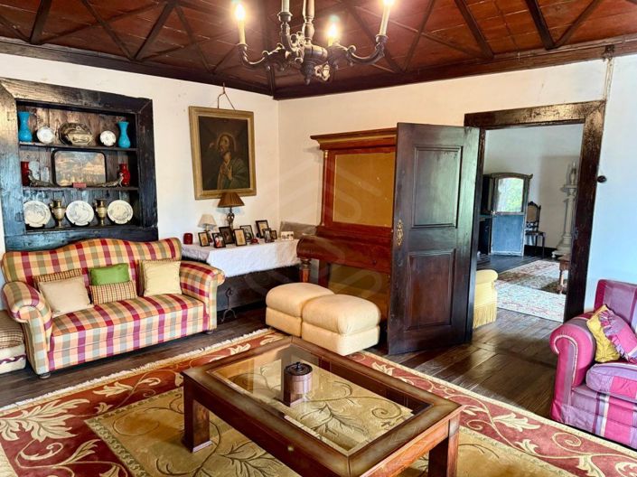 Image No.14-3 Bed House for sale