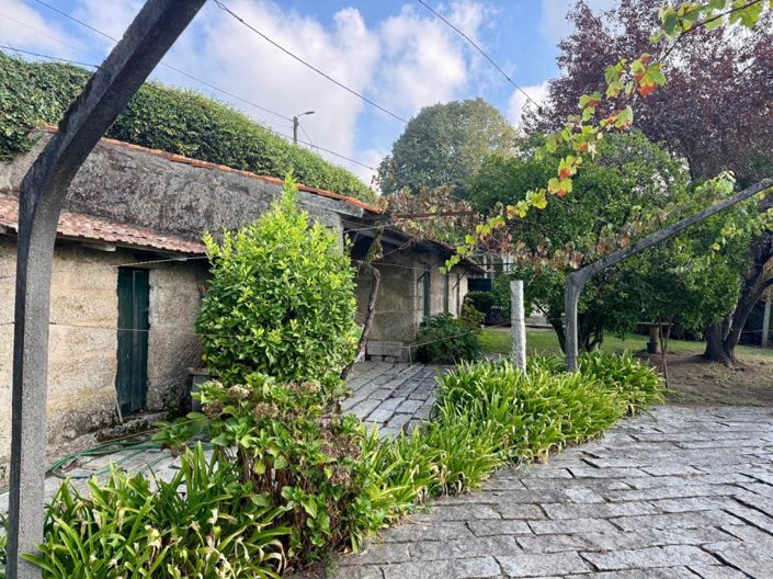 Image No.9-3 Bed House for sale