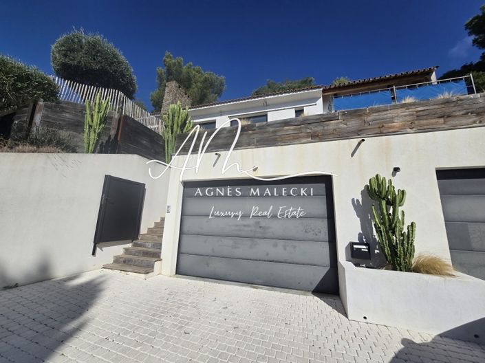 Image No.2-5 Bed House for sale