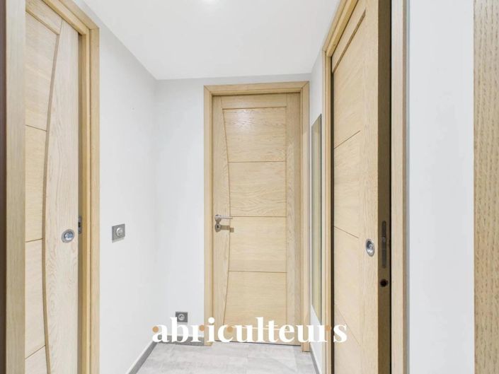 Image No.14-2 Bed Apartment for sale