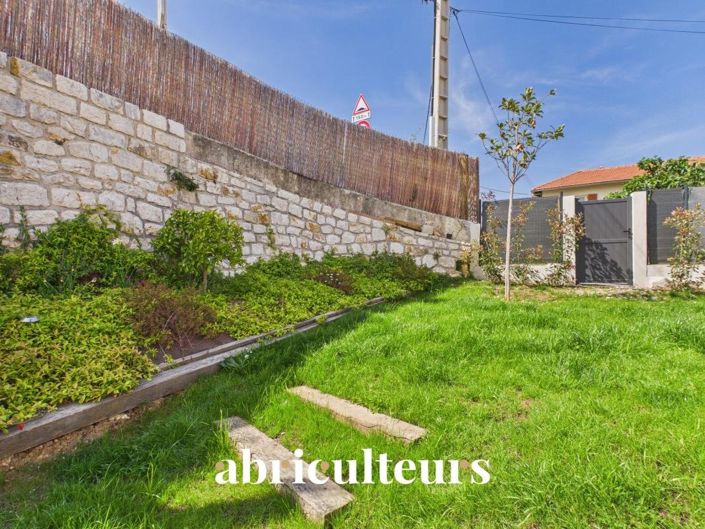 Image No.22-3 Bed House for sale