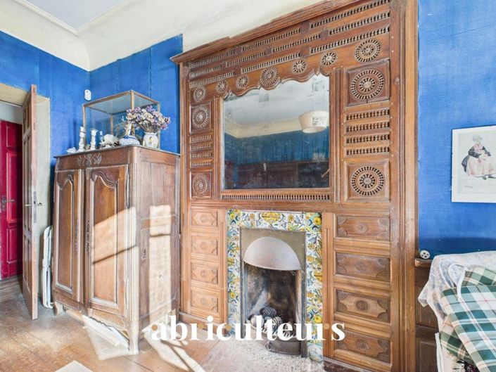Image No.27-18 Bed House for sale